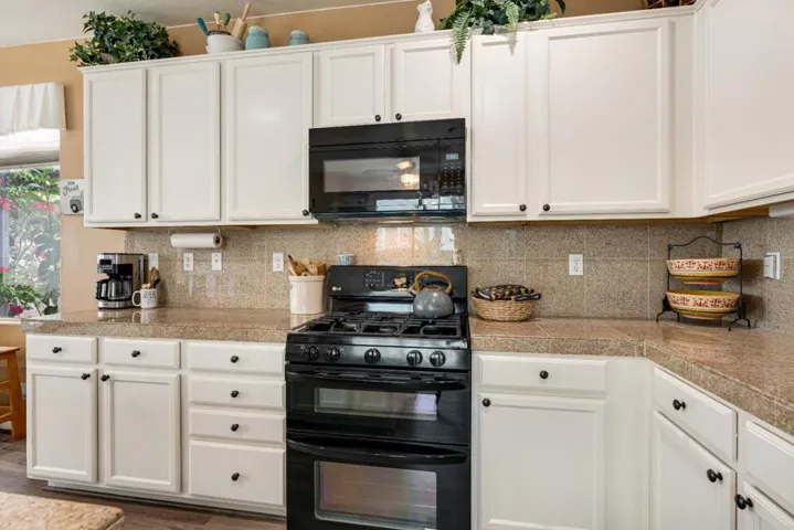 75 Paseo Drive, Watsonville, California 95076