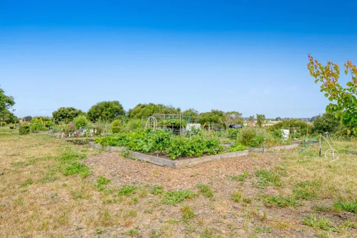 75 Paseo Drive, Watsonville, California 95076
