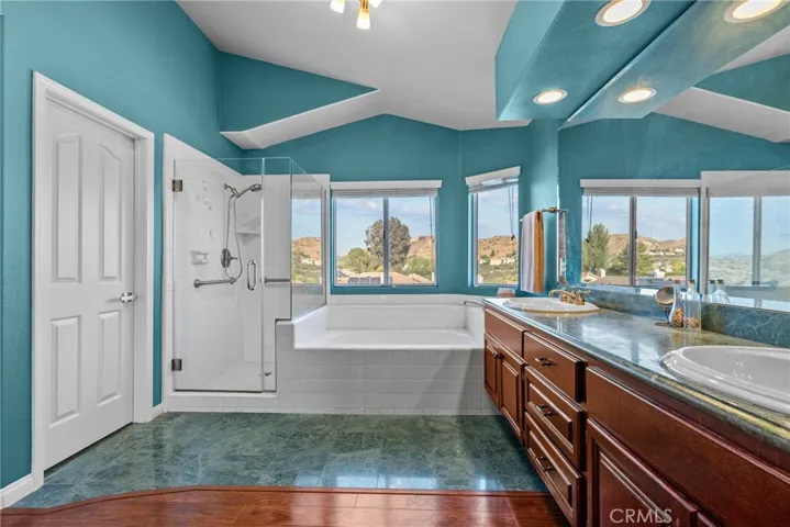 28350 Welfleet Lane, Saugus, California 91350