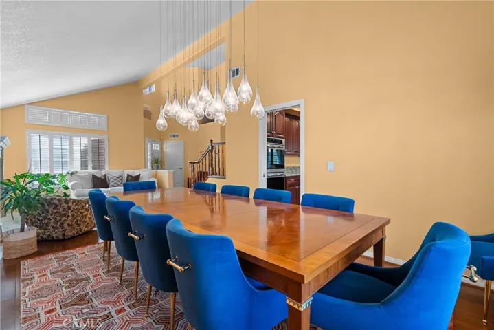 28350 Welfleet Lane, Saugus, California 91350