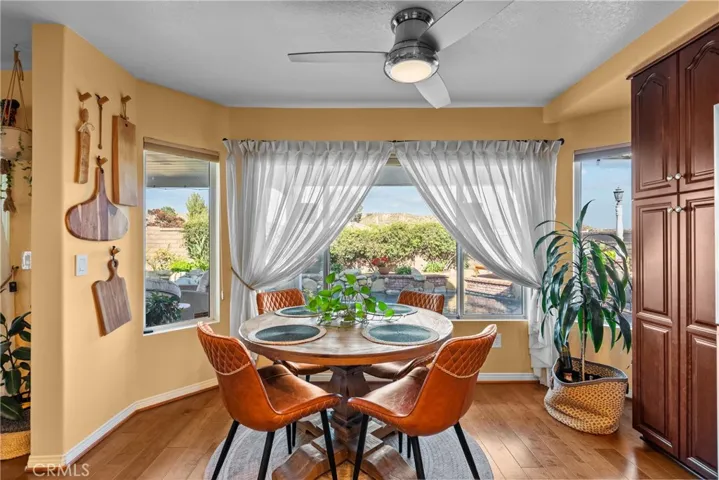 28350 Welfleet Lane, Saugus, California 91350