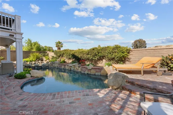 28350 Welfleet Lane, Saugus, California 91350