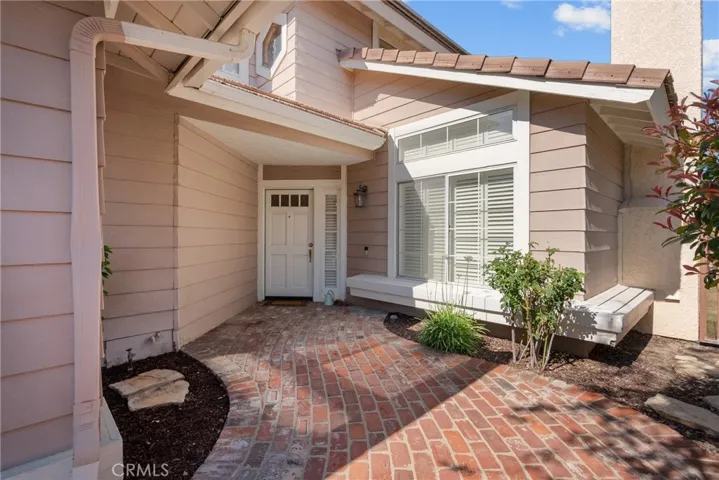 28350 Welfleet Lane, Saugus, California 91350