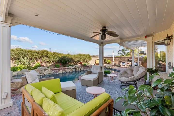 28350 Welfleet Lane, Saugus, California 91350