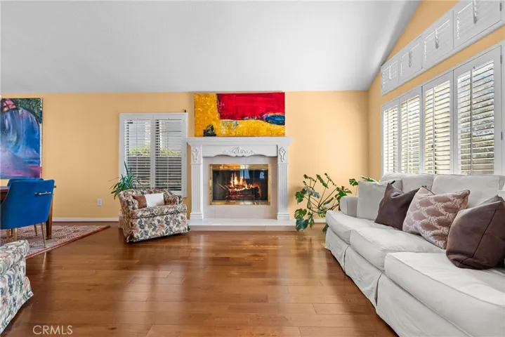 28350 Welfleet Lane, Saugus, California 91350