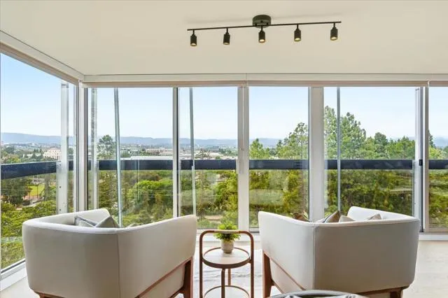 101 Alma Street 907, Palo Alto, California 94301