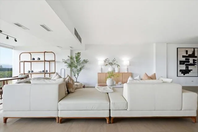 101 Alma Street 907, Palo Alto, California 94301