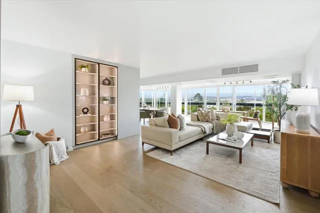 101 Alma Street 907, Palo Alto, California 94301