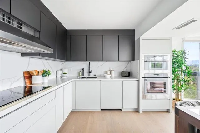 101 Alma Street 907, Palo Alto, California 94301
