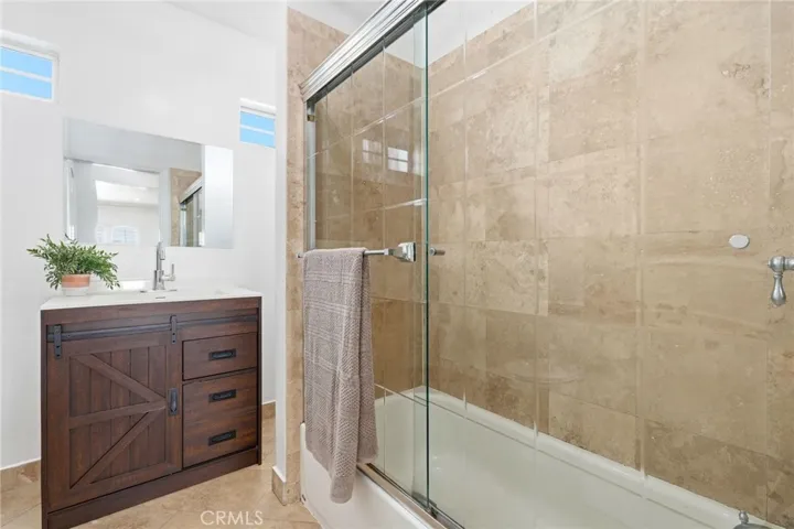 4027 La Salle, Los Angeles, California 90062