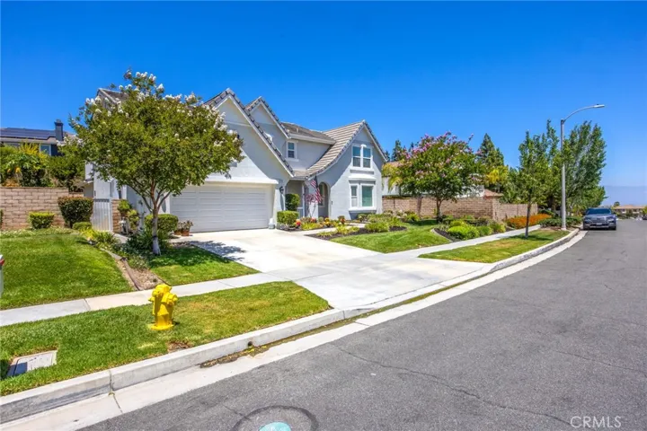 3276 Huntfield St, Corona, California 92882
