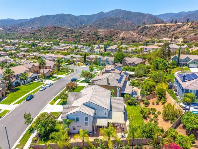 3276 Huntfield St, Corona, California 92882