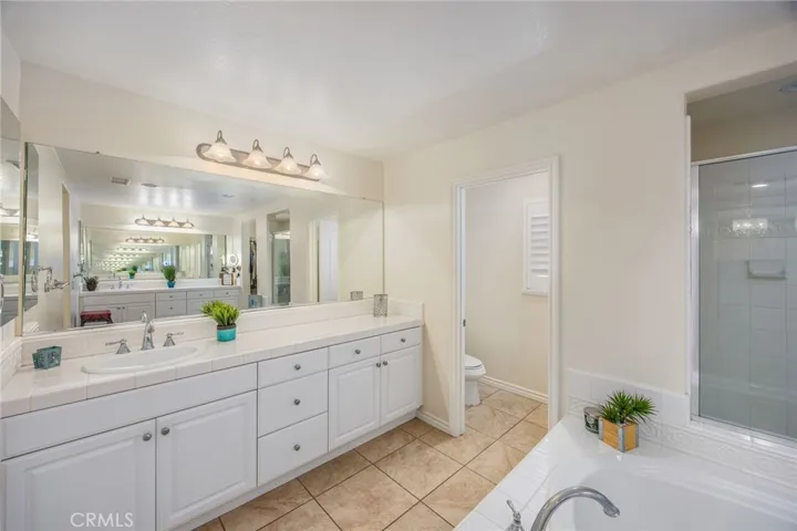 3276 Huntfield St, Corona, California 92882