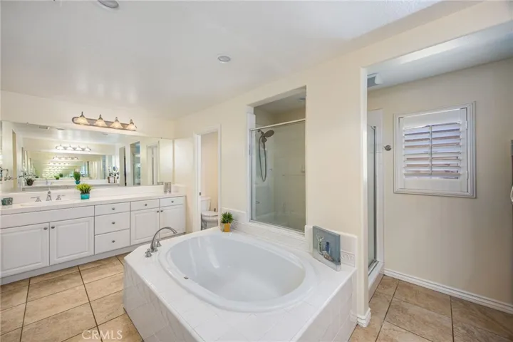 3276 Huntfield St, Corona, California 92882
