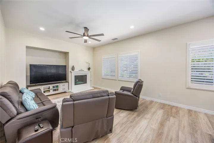 3276 Huntfield St, Corona, California 92882