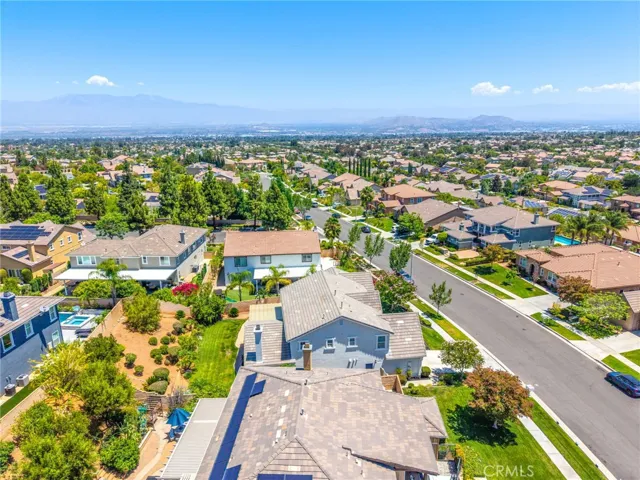 3276 Huntfield St, Corona, California 92882