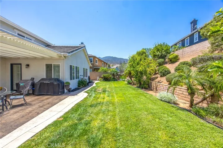 3276 Huntfield St, Corona, California 92882