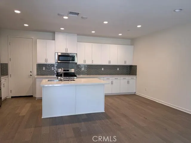 21 Jasmine, Lake Forest, California 92630