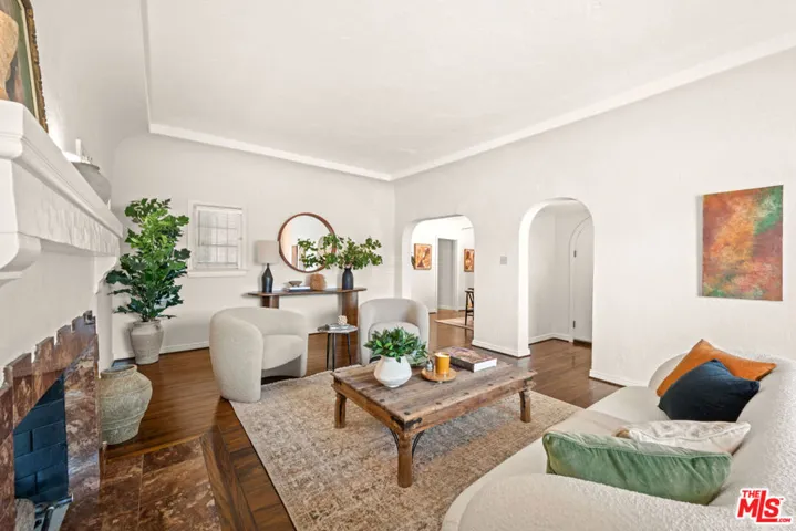 637 N Detroit Street, Los Angeles, California 90036