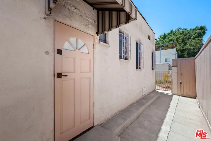 637 N Detroit Street, Los Angeles, California 90036
