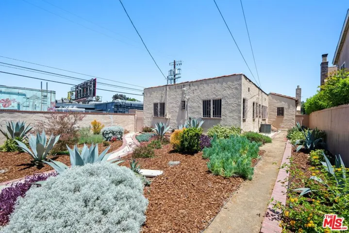 637 N Detroit Street, Los Angeles, California 90036