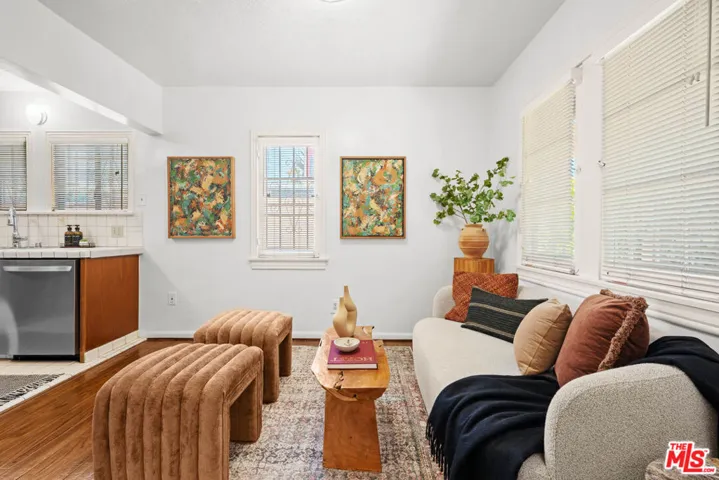 637 N Detroit Street, Los Angeles, California 90036