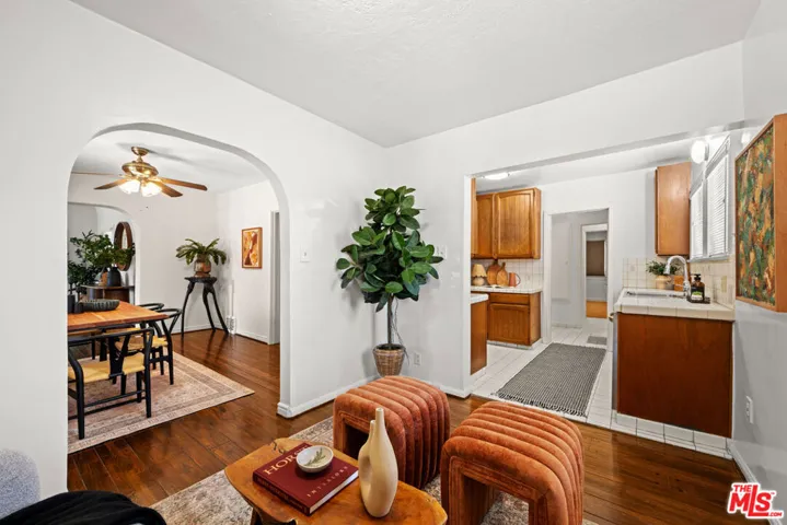 637 N Detroit Street, Los Angeles, California 90036