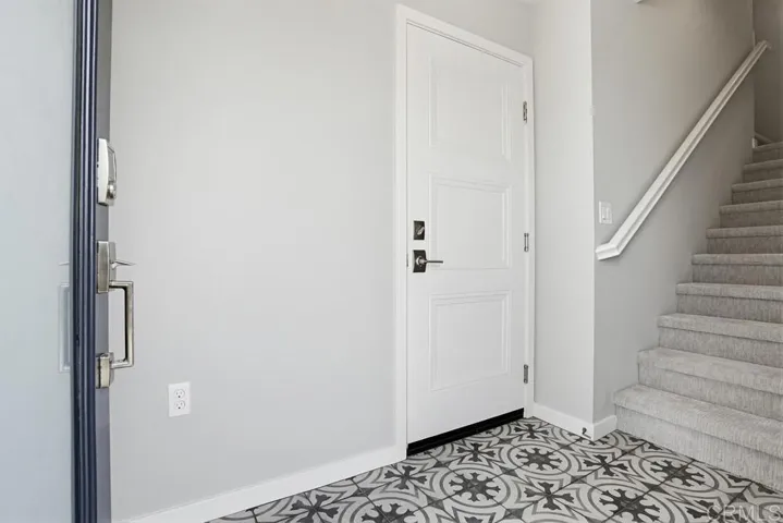 307 West Street, Oceanside, California 92054