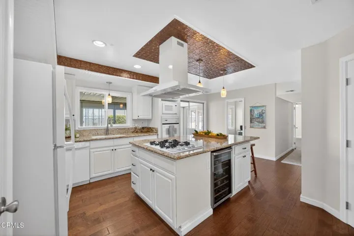 14-web-or-mls-Upmarket Media-67Bla040