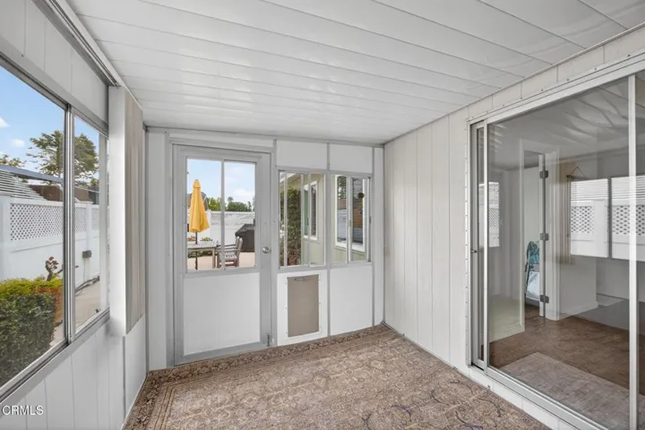 23-web-or-mls-Upmarket Media-67Bla069