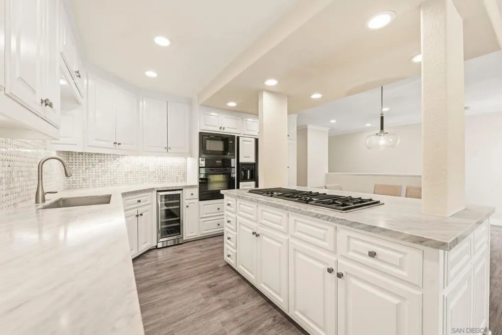 Lots of Counter Space
