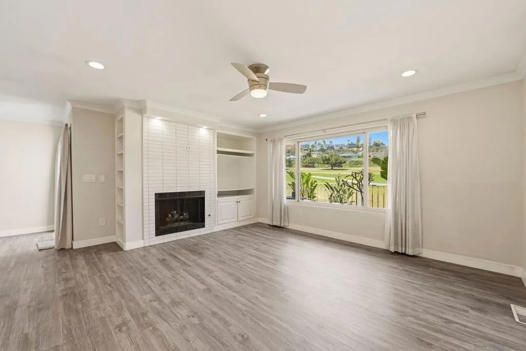 Cozy Fireplace in Living area