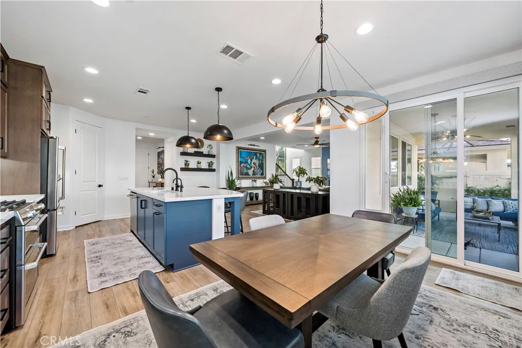 Dining to Kitchen view