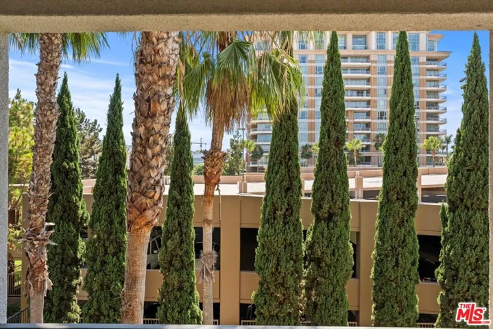 2348 Scholarship, Irvine, California 92612