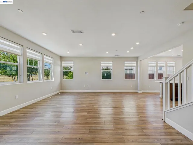 233 E Central Pkwy, Mountain House, California 95391