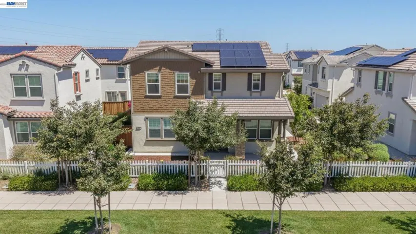 233 E Central Pkwy, Mountain House, California 95391