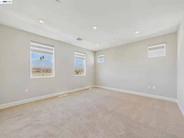 233 E Central Pkwy, Mountain House, California 95391