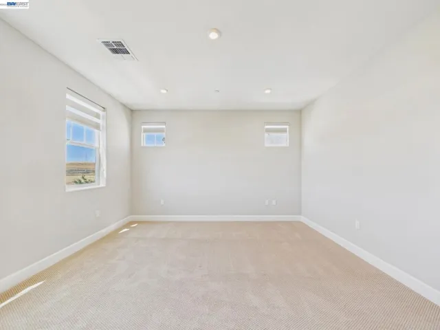 233 E Central Pkwy, Mountain House, California 95391