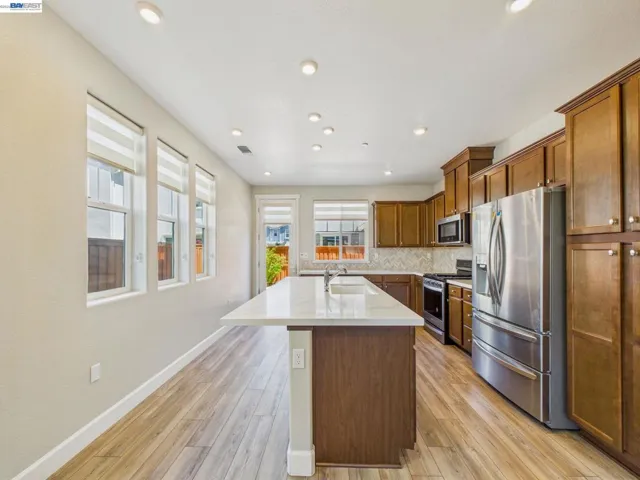 233 E Central Pkwy, Mountain House, California 95391