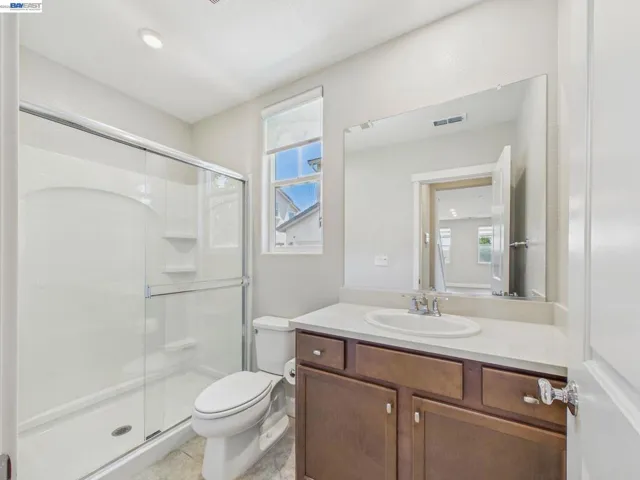 233 E Central Pkwy, Mountain House, California 95391