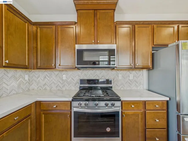 233 E Central Pkwy, Mountain House, California 95391