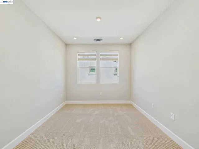 233 E Central Pkwy, Mountain House, California 95391