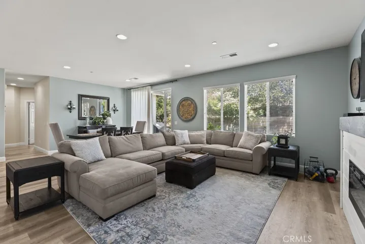 6782 Iron Horse Lane, Eastvale, California 92880