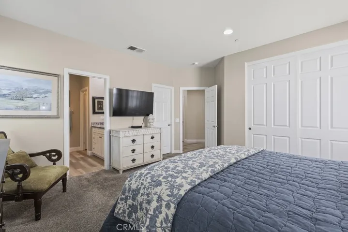 6782 Iron Horse Lane, Eastvale, California 92880