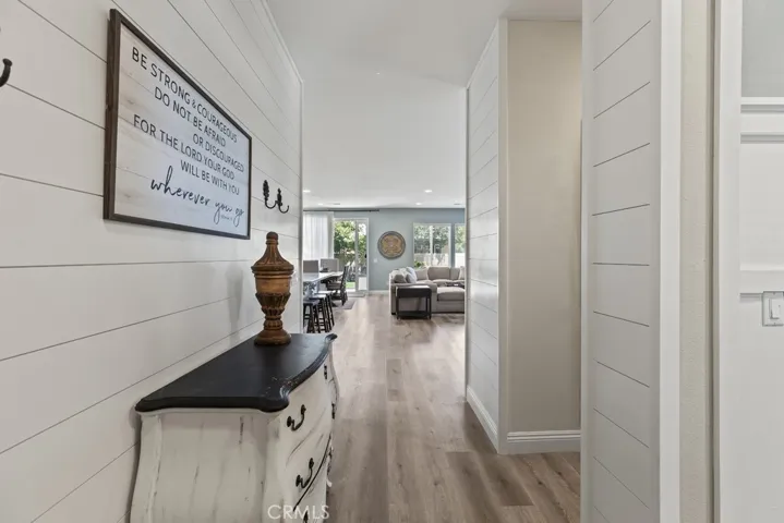 Shiplap Entry