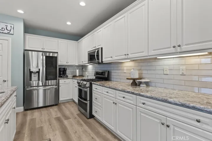 6782 Iron Horse Lane, Eastvale, California 92880