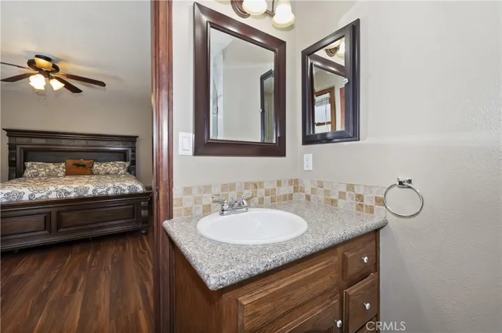 858 Club View Drive, Big Bear Lake, California 92315