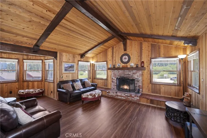 858 Club View Drive, Big Bear Lake, California 92315