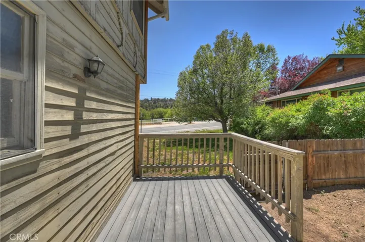 858 Club View Drive, Big Bear Lake, California 92315