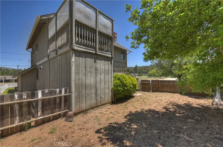 858 Club View Drive, Big Bear Lake, California 92315